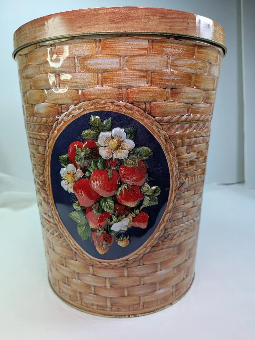 VTG Embossed Fruit Basket Weave Metal Tin Lid Strawberries Peaches Blueberries